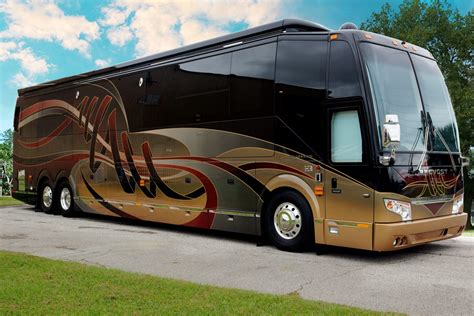 best luxury motor coaches.